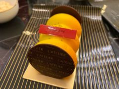 开心果柠檬布里欧修-Salon de The de Joel Robuchon(外滩18号店)