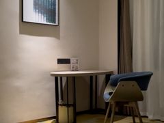 -华海酒店(茂名高铁站店)