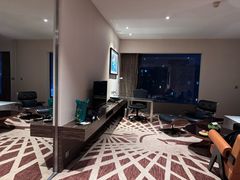 -上海虹桥西郊假日酒店