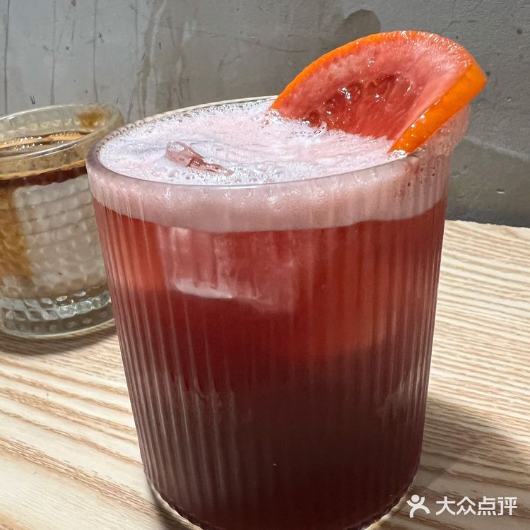 新品沸拉明戈很好喝，二层还有室外观景位！
