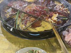 -正南齊北重庆老火锅(光华村直营店)