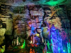 -泰安地下龙宫景区