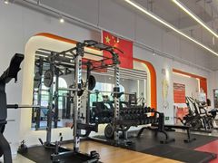 -体育场(地铁站)