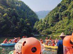 -安吉龙王山峡谷漂流