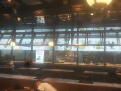 大堂-老乡鸡(上海品尊国际中心店)
