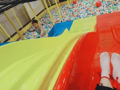 -天空之城欢乐嘉年华苏州店(环球188广场店)