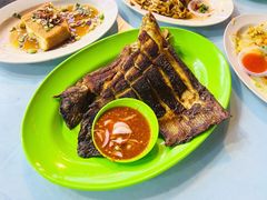 -明记烧鱼美味店