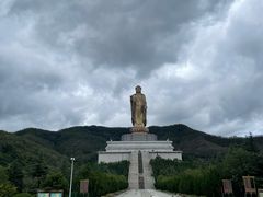 -中原大佛景区