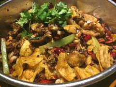 干锅牛蛙-辛香汇(大华第一坊店)