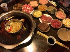 -星鸿社重庆老火锅(燃灯寺分店)