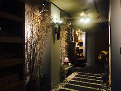 -泰·菩提树下[泰式按摩x精油SPAx肩颈头疗](新景店)