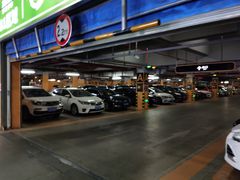 -明州里-地下停车场