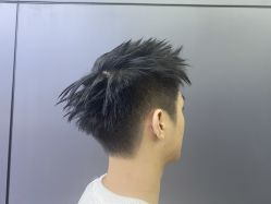 -藤野造型•烫染专业店