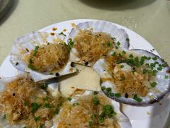 -三亚火车头万人海鲜广场