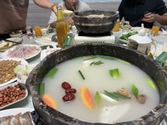 -墨脱石锅椰子鸡•香草鸭•东山羊(大东海店)