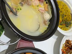 -沪华海鲜大酒楼(南汇店)