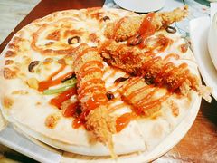 虾兵蟹将和闻鸡起舞披萨双拼-吃饼人西餐(南开店)