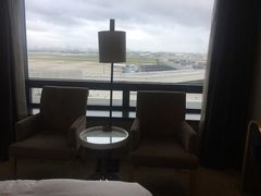 -上海中航虹桥机场泊悦酒店