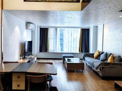 -铂斯登行政公寓(深圳北站汇隆中心店)