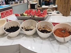 自助调料区-屋头串串(新街里店)