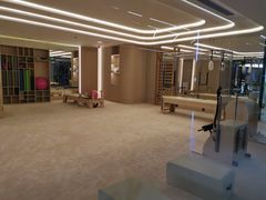 -懒人Club健身(卓越时代广场店)