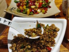 -滇香肴·云南菜蒸汽石锅鱼(云南北路店)