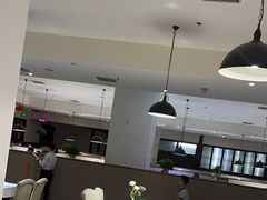 -鸭王烤鸭店(三里河店)