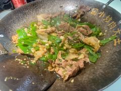 -费大厨辣椒炒肉(高铁吾悦广场店)