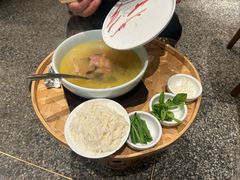 蒙自过桥米线-一坐一忘云南菜(北京skp店)