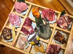 -肉魁屋·烧肉·烧鸟·酒场(高新店)