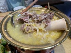 -关东小磨东北菜(上海长风大悦城店)