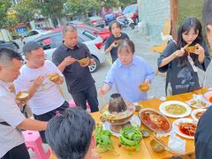 -茂县小辣椒川菜馆-羌家铜锅土火锅