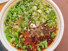 -伊京轩兰州牛肉面(闹市口店)