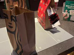 -星巴克臻选(上海长风大悦城店)