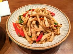 -8PINTS八品脱·日料·烧鸟·精酿小酒馆(莘庄店)