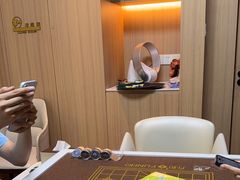 -鑫意棋牌会所(长寿路智慧广场店)