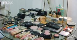 -上海彩妆秀摄影设计有限公司