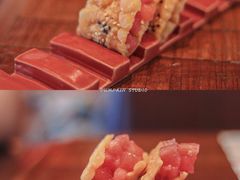 芝麻脆片配牛油果酱及西瓜莎莎-TOMATITO(无限极荟店)