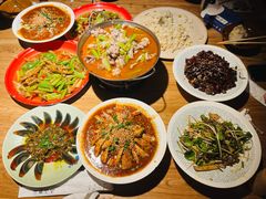 -先启半步颠小酒馆(万风新天地店)