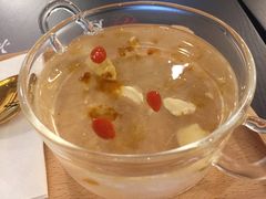 桃胶凉粉-炖物24章·顺时轻养茶(杭州大厦店)