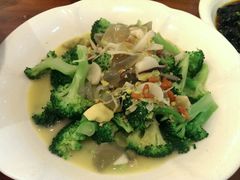-川流不息·地道川菜·小龙虾(新松江路店)
