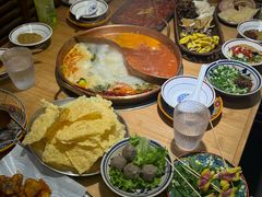 -洱火云南酸菜牛肉火锅(石景山当代商城店)