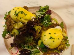 疯狂手撕牛肉班尼迪克蛋-The Rug Cafe(王府中环店)