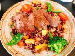 翁布里亚牛肉低卡饭-DOS道肆(恒通国际创新园集装箱店)