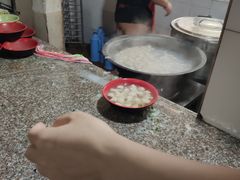 -张阿三馄饨店