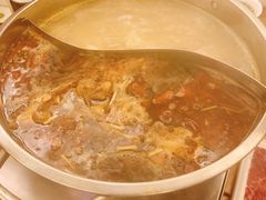 鱼头鸳鸯锅-春秋火锅(复兴中路店)