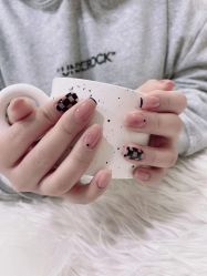 -七彩虹美甲美睫 半永久