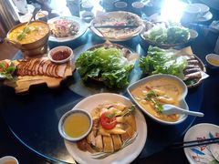 -大头虾越式风味餐厅(光明广场店)