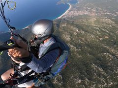 -费特希耶滑翔伞