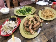 椒盐濑尿虾-贞姨美食·老字号海鲜大排档